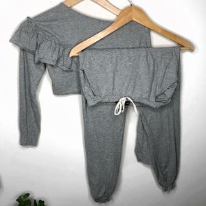 Ruffled Grey Set